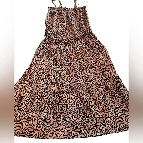 MSRP $328 Parker Maxi Tiered Sundress Animal Print w/Pockets. Smocked top bodice - Picture 6 of 12